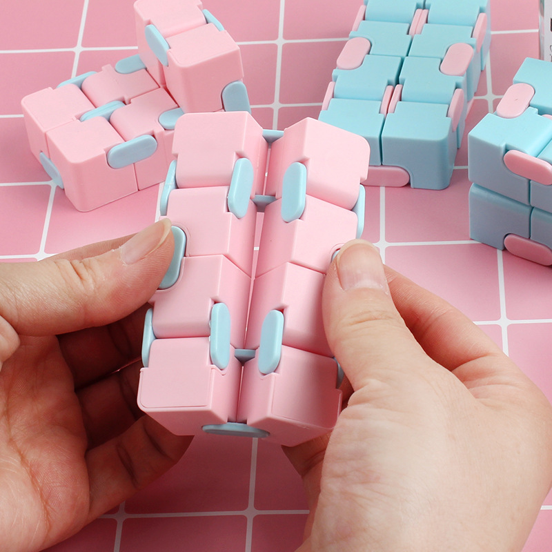Cross-border flip pocket dice cubo ilimitado dedo creativo cubo desempaquetar cubo de segundo orden cubo de juguete