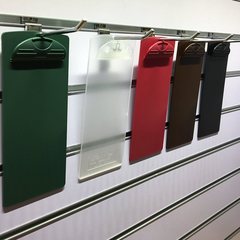 Menu clip, plastic writing pad, ticket holder, meeting clip, bill clip, order board, can hang 24 sheets per box, package included.