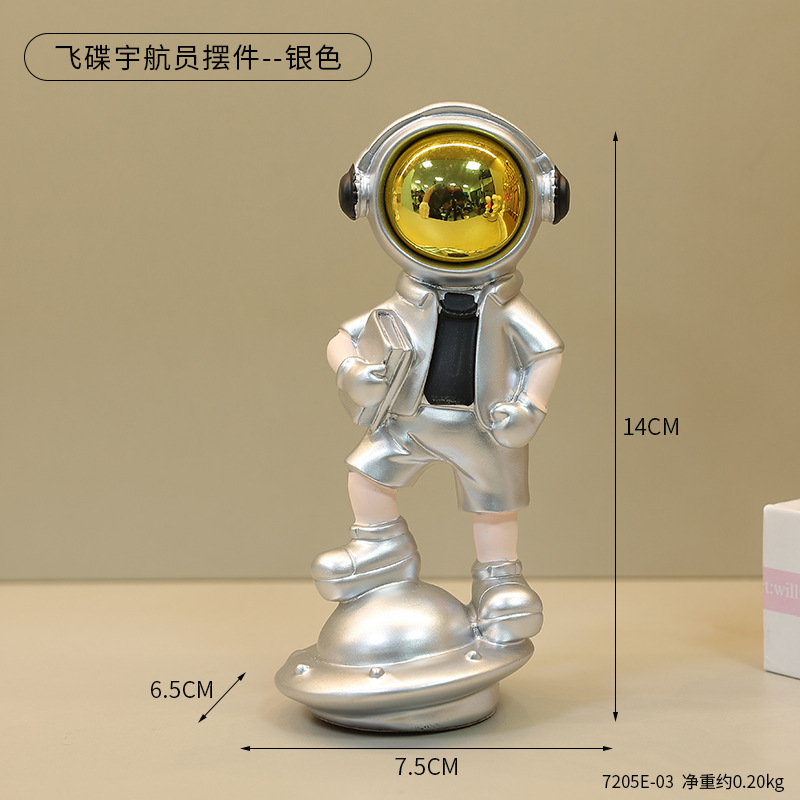 Moon Astronaut Ornaments Astronaut Hand-made Blind Box Desktop Astronaut Model Decoration Cartoon Resin Crafts