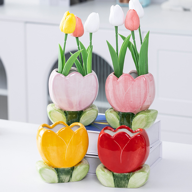 Cute tulip flower Ceramic Vase decoration living room flower arrangement dining table floral decoration cosmetic pen storage bucket