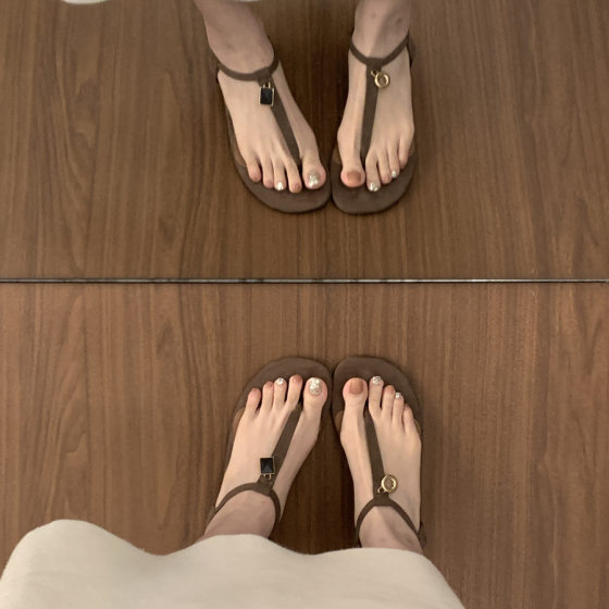 French-Style Beautiful 3cm Small Heel Shoes Korean Versatile Thong Sandals for Women Summer Outdoor Beach Vacation Roman Sandals