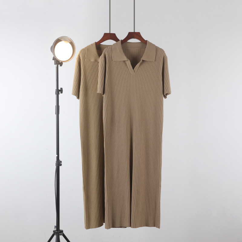 New Spring and Autumn Style Turn-Down Collar Over-The-Knee Knitted Dress for Women, Loose-Fitting, Elegant Short-Sleeve Mid-Length Sweater Dress New Spring and Autumn Style Turn-Down Collar Over-The-Knee Knitted Dress for Women, Loose-Fitting, Elegant Short-Sleeve Mid-Length Sweater Dress