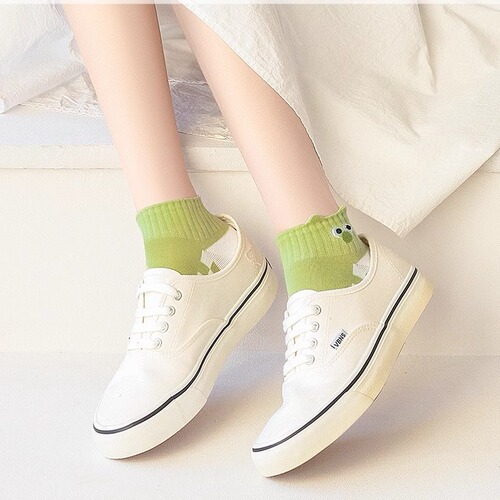 Zhuji socks for women, cotton wholesale spring and summer new socks for women, cute cartoon embroidered short socks, absorb sweat and breathe