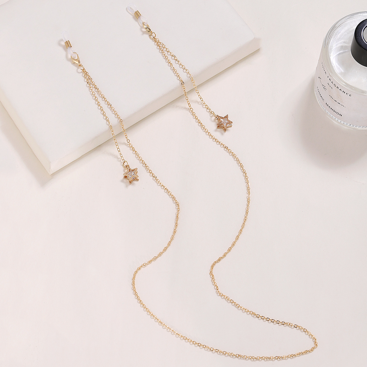 Gafas europeas y americanas de metal Halter Perla de cinco puntas estrella colgante cuello Gafas de metal cadena máscara de cordón gafas de cuerda