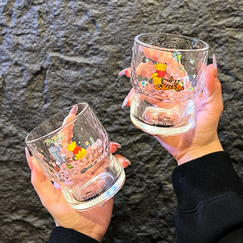 Winnie the Pooh ins tazas de vidrio de alto valor de jugo casero tazas de bebida fría tazas de agua transparentes tazas de cerveza set Wholesale