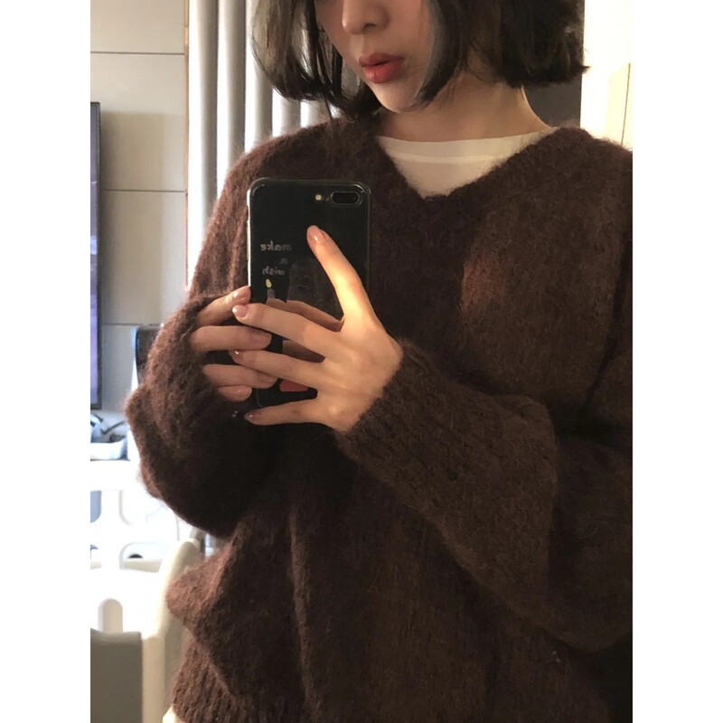 Now 2025 New Winter Korean Designer Id Lazy Style V Neck Raglan Sleeves Warm Knitted Sweater