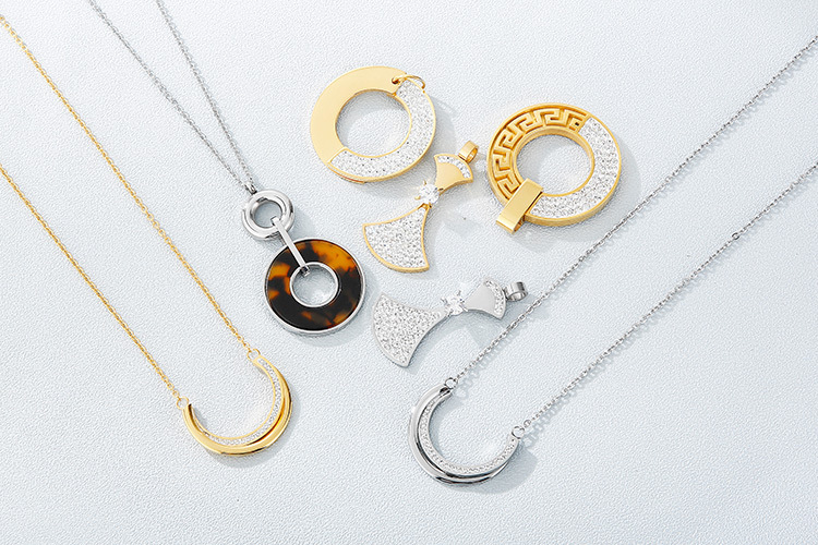 fashion creative stainless steel rhinestone earrings necklace set wholesale Nihaojewelry