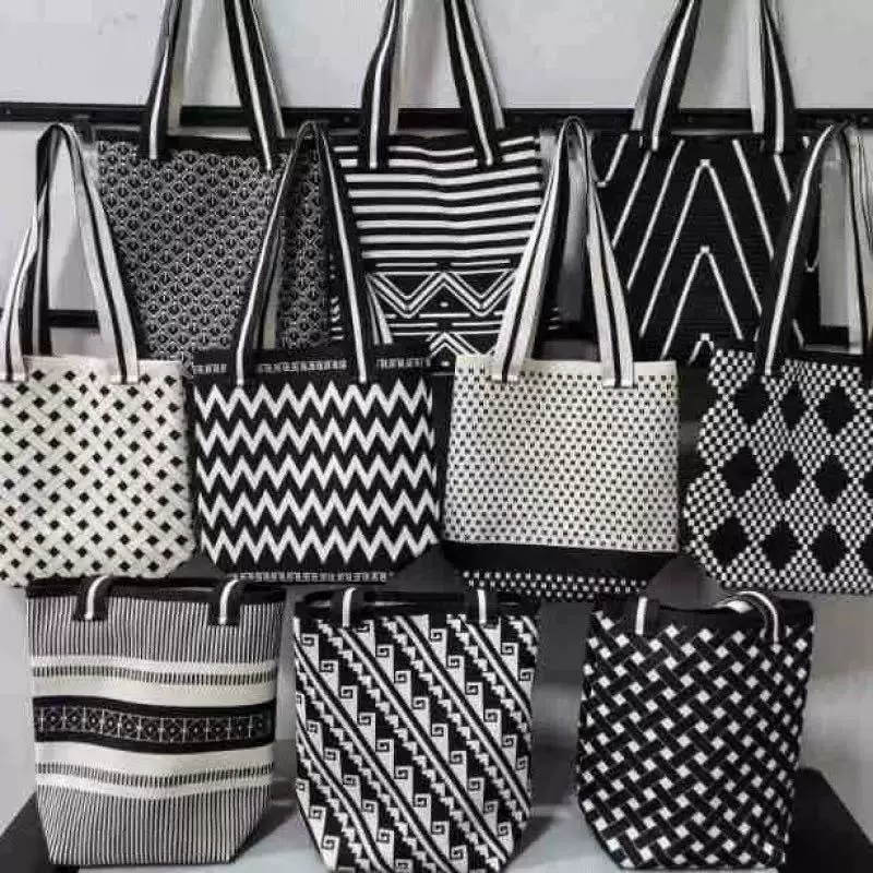 包包女小众设计针织包单肩包出街购物大容量通勤水桶包背包挎斜挎