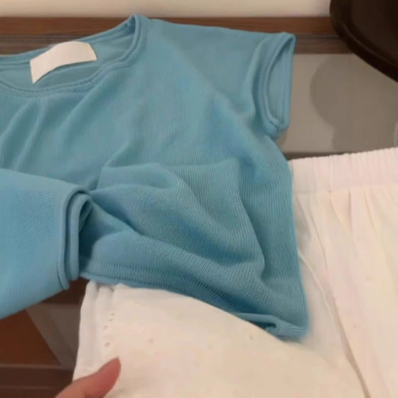 No D recommend! I like super white ~ blue ice silk linen short sleeve sweater women's Korean ins round neck