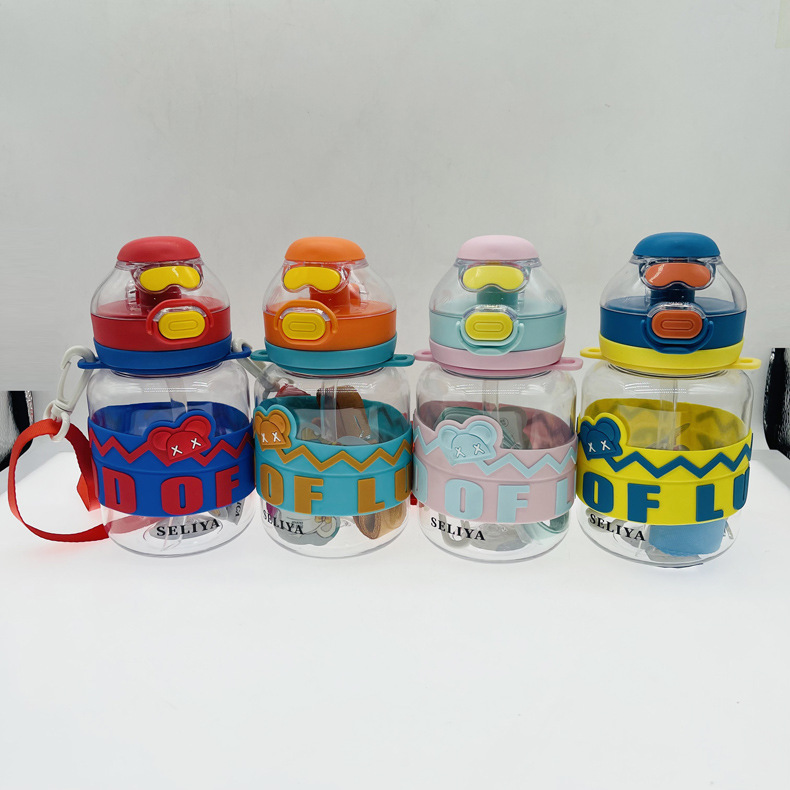 Suliya 2682 nueva correa de la Taza 600ml de paja de dibujos animados taza de estudiante niños de silicona caja de plástico hervidor de agua