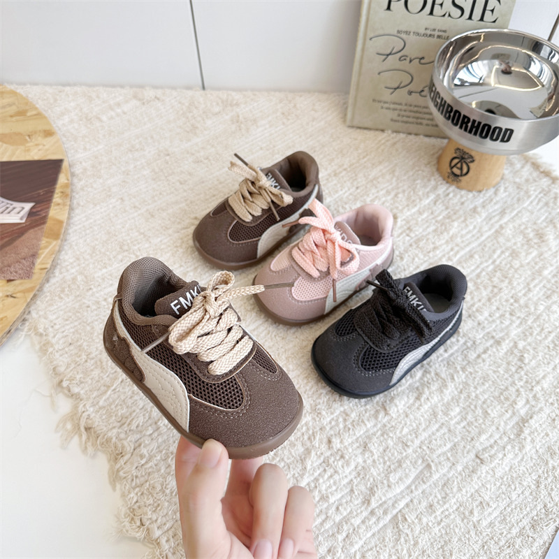 宝宝软底贴透气春秋复古防滑步鞋运动鞋女童阿甘鞋魔术板鞋男童学