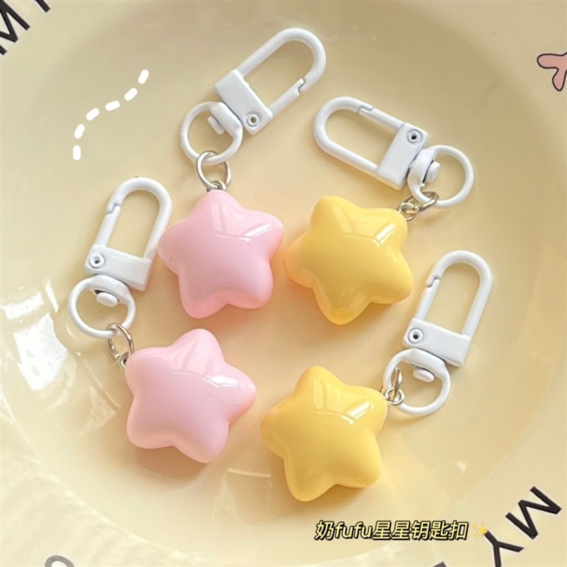 Rosa lechoso amarillo estrella llavero chica corazón suave lindo ins estrella de cinco puntas mochila colgante regalo para novias pareja