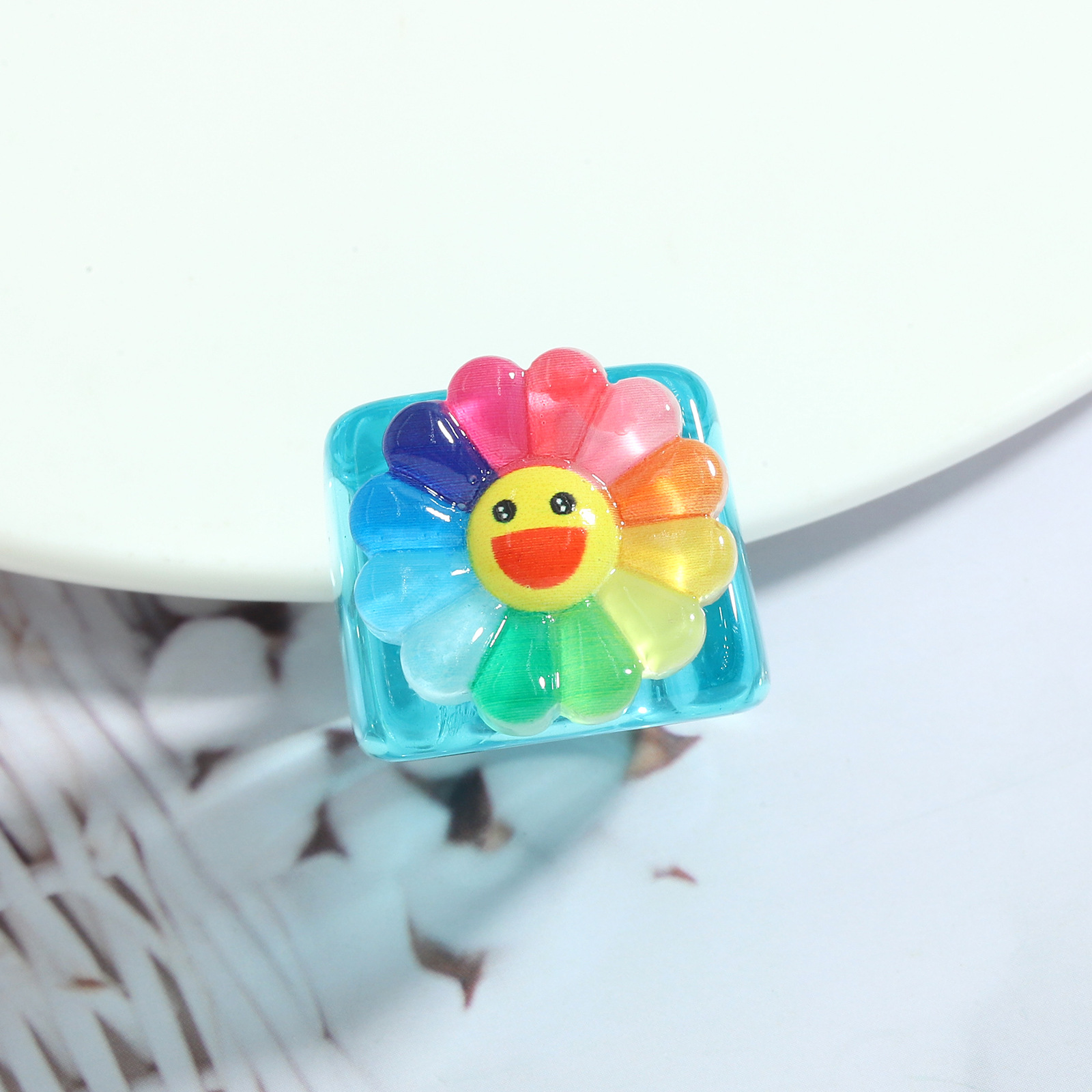 Wholesale Jewelry Resin Acrylic Blooming Smiley Ring Nihaojewelry display picture 3