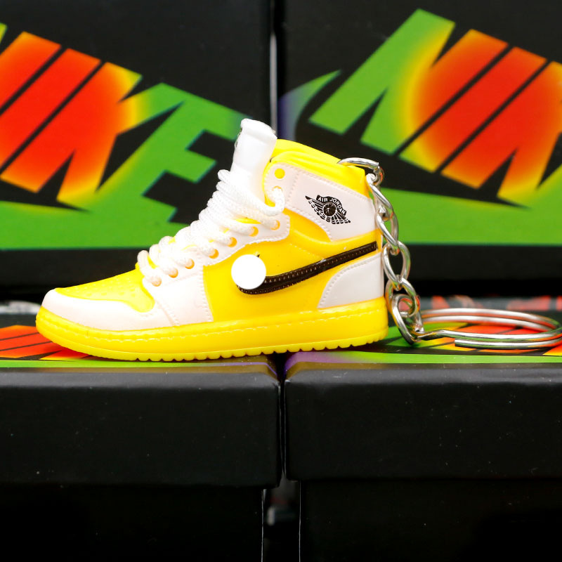 55.a 흰색과 노란색 반전