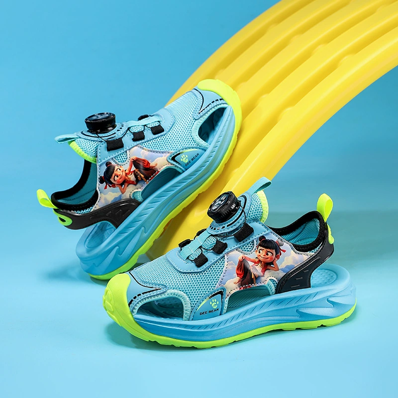 Детские сандалии лето 2025, новая национальная тенденция, сетчатые пляжные туфли, мультяшные сандалии с закругленным носком, дышащие, на вращающейся застежке