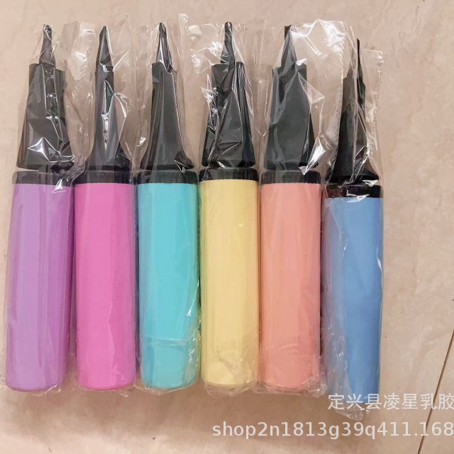 무료 마카롱 펌프