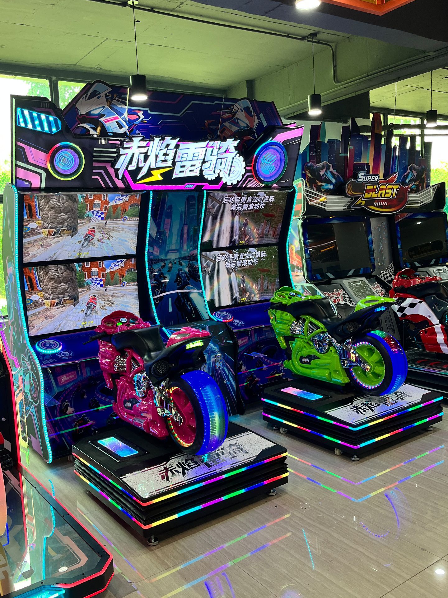Gran ciudad de videojuegos animada ciudad comercial de movimiento completo super simulación de conducción máquina de carreras de motocicletas máquina de juegos de entretenimiento