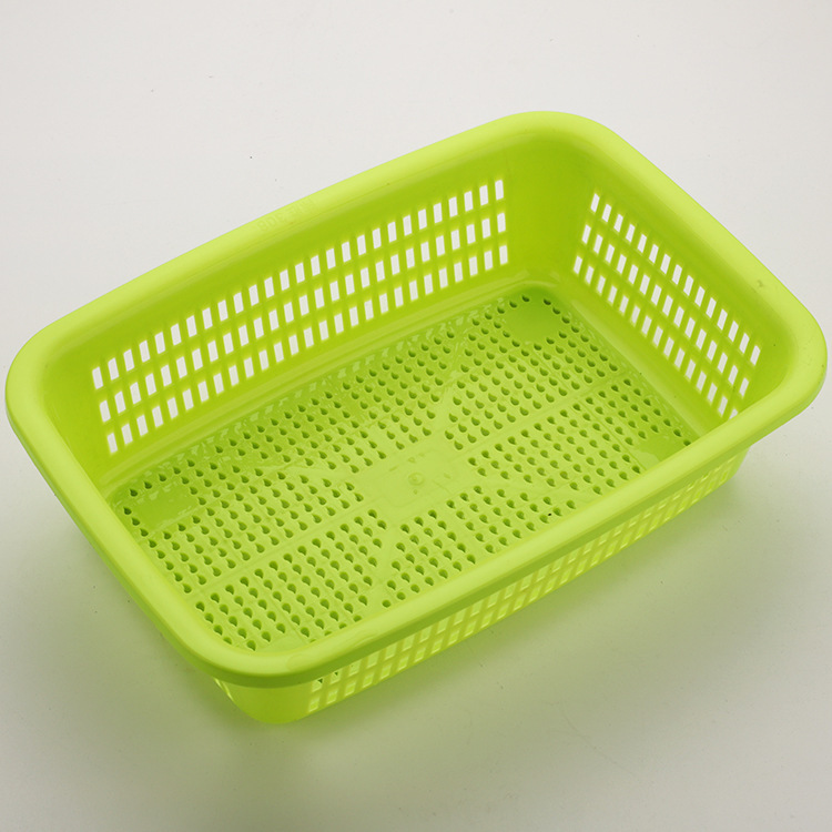 23182035595_690646219