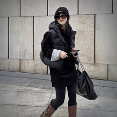 欧美开衫女式连帽白鸭绒羽绒马甲女2025秋冬新款泡芙lulu外穿马甲
