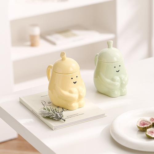 Super cute huggable pear ceramic mug with lid, cute water cup, creative couple pairing cup, funny birthday gift cup