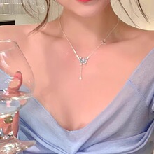 夏季渐变碎冰冰蓝水晶蝴蝶项链女轻奢小众感锁骨链气质颈链