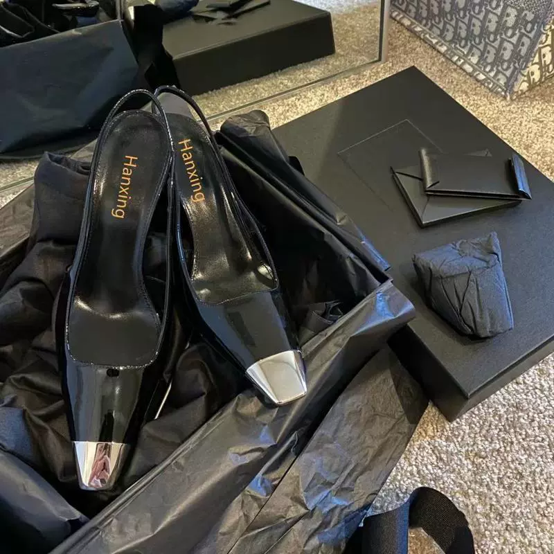 Rose Park Caoying на высоких каблуках