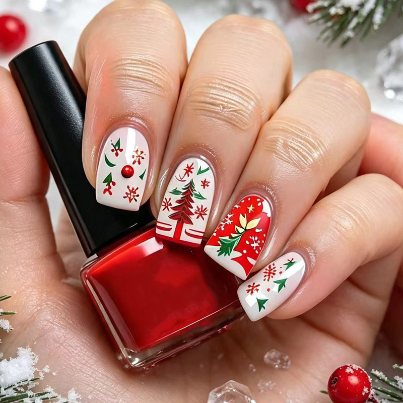 Exclusive for foreign trade: Short square-shaped press-on nails, Christmas-themed wearable nail tips, simple manicure nail tips wholesale