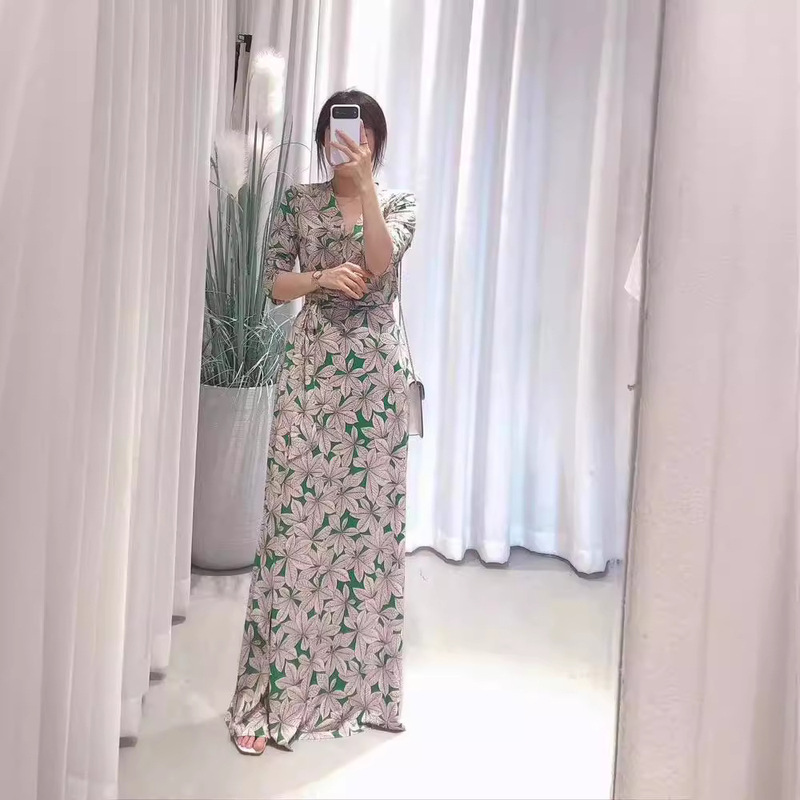 2024 Summer New Fashion Elegant plus size Slim Dress dress V-neck One-piece Wrap Dress for Women 2024 Summer New Fashion Elegant plus size Slim Dress dress V-neck One-piece Wrap Dress for Women