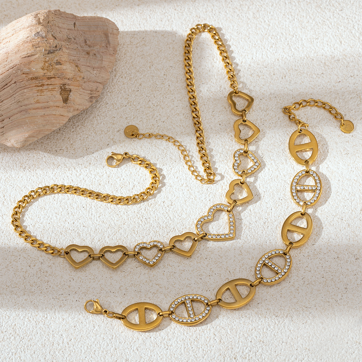 Collar de acero inoxidable de la UE y los Estados Unidos, el conjunto de joyas de nicho ligero de lujo de acero de titanio para mujeres no se desvanecen, joyas de dinero transfronterizas image 3
