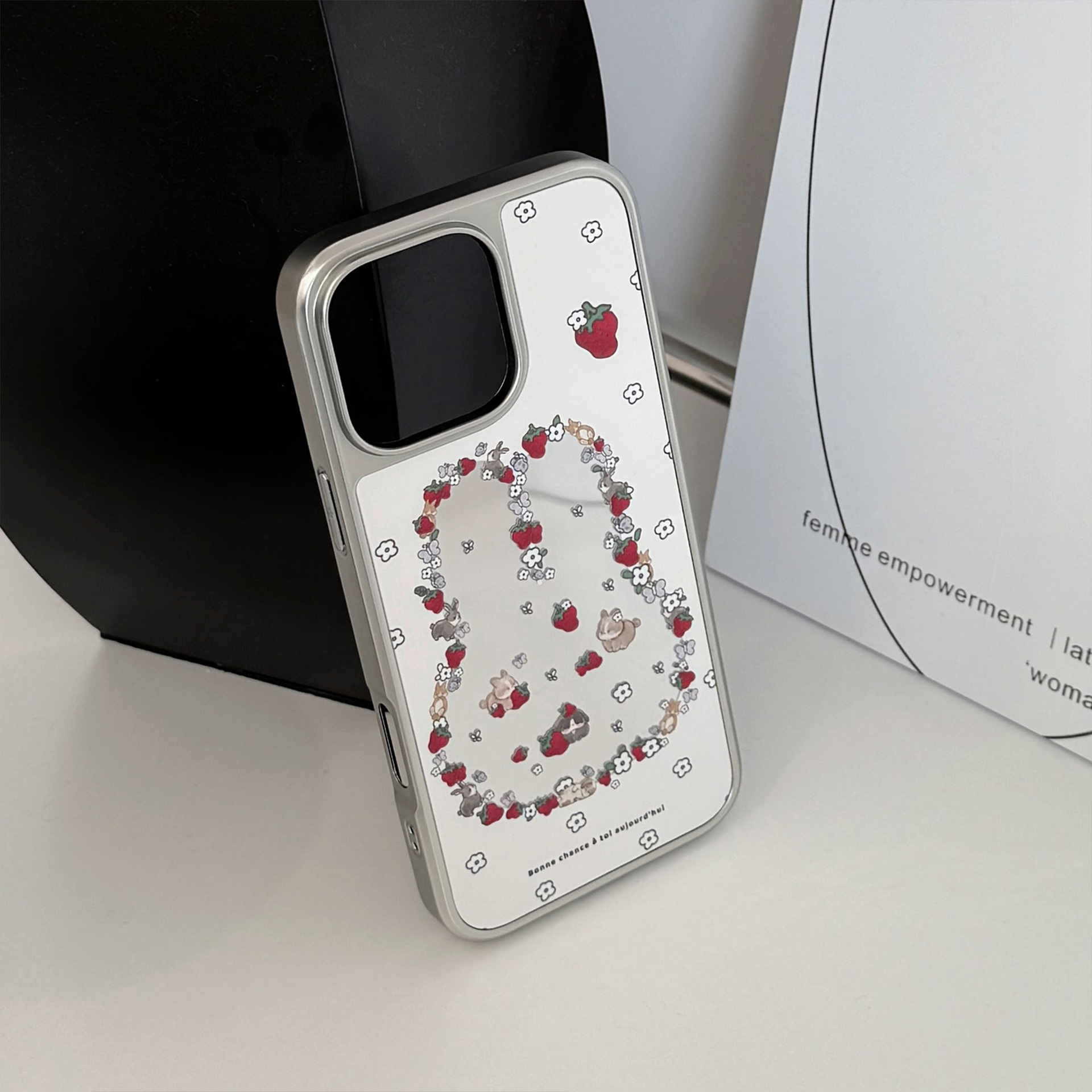 Protective Phone Case With Mirror Plating And Strawberry Design_voghion.com