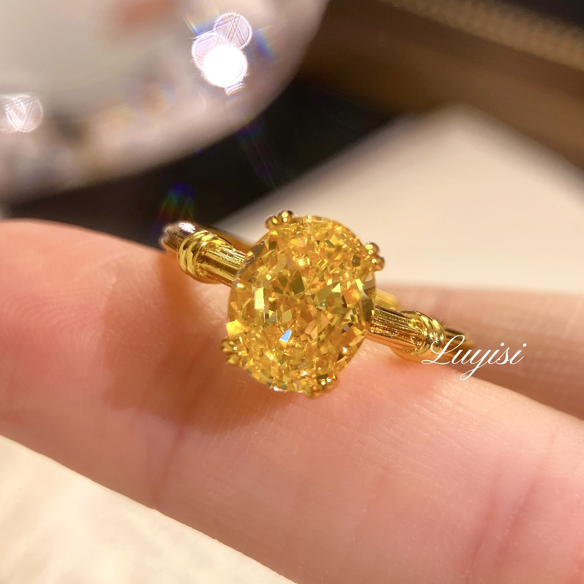 Minimalist Stackable Ring Set With Cubic Zirconia For Women_voghion.com