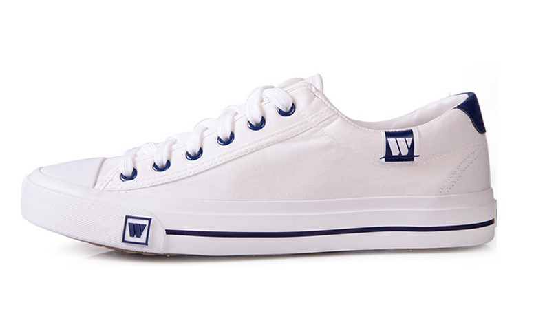 Breathable shoes
