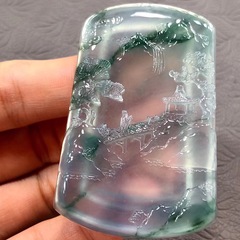 天然翡翠a商品高氷種木那陽緑山水牌ペンダント精彫刻漂花龍牌ペンダント関公男金