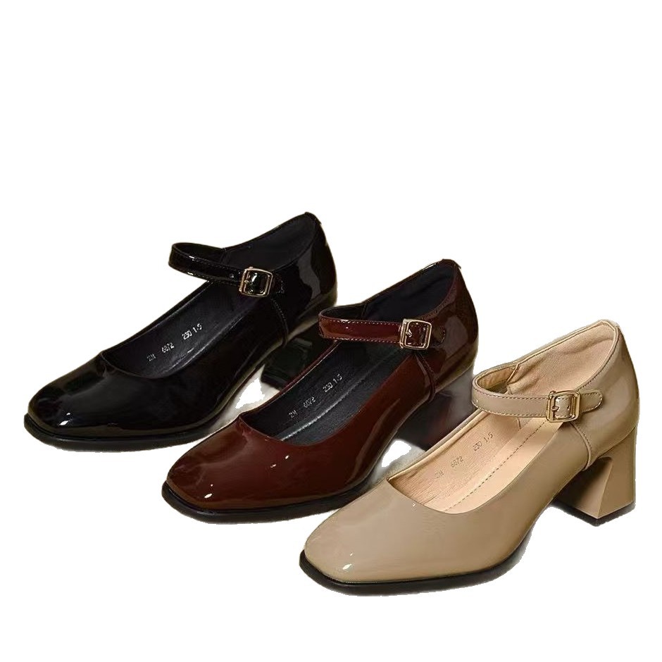 2026 primavera y verano nuevo color sólido ligero una hebilla de moda universal cabeza cuadrada Mary Zhen zapatos de moda para mujeres