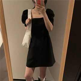 黑色纯色夏季新款气质裙子修身显瘦一字领女装裙子泡泡袖连衣裙潮