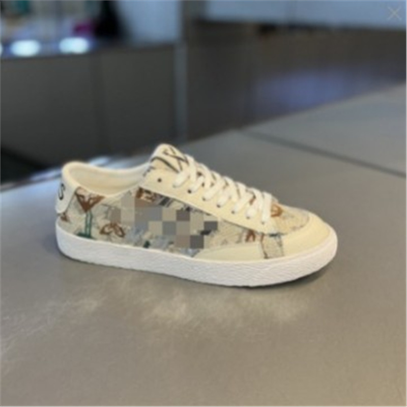 S2023 New Summer Men's Shoes Trendy Brand High-End Design Niche Original Accessible Luxury American Casual Shoes Sneakers B