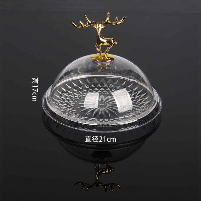 Plato de frutas con cubierta plástico acrílico transparente cubierta de polvo de alimentos redondeados snack mostrando plato de frutas secas lleno