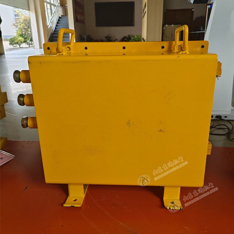 硬盘录像显示器 (1)