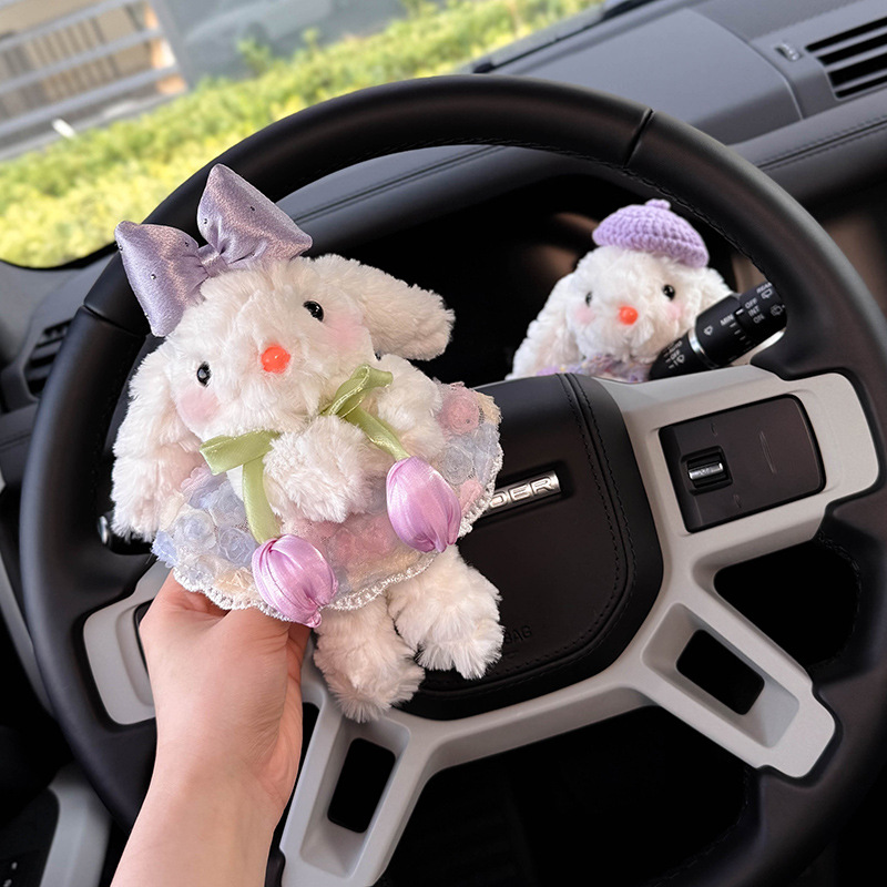 Cute conejo coche muñeca muñeca interior limpiaparabrisas luces de dirección muñeca decoración decoración de alta calidad 2025 nuevo