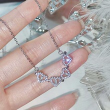 ��������С���OӋ��һ�������F�������~�����ƷŮ���˹��Y��