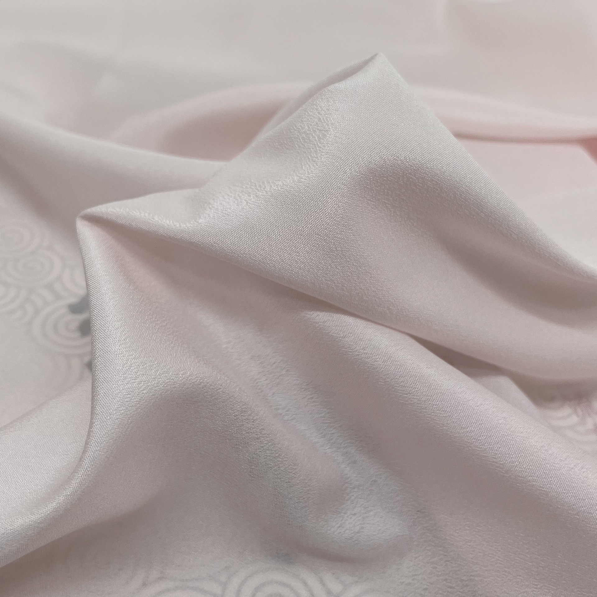 跑量微彈仿真絲 布面光澤手感柔軟 裙子漢服lolita內襯彈力里布面