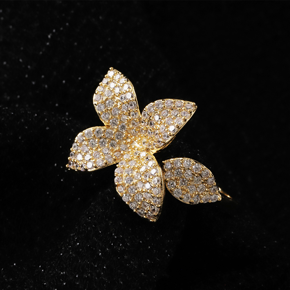 Open zirkonia ring, klassieke vorm, explosie van licht, luxe, hoogwaardige damesring met bloemmotief._voghion.com