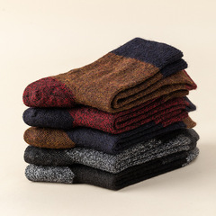 Autumn/Winter New Thick Wool Socks, Colorful Plaid Men's Thick Warm Wool Mid-Calf Socks, Warmth-Keeping and Cold-Proof Men's Socks