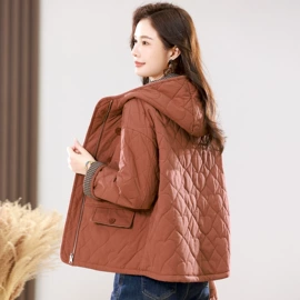 时尚休闲套装;羽绒服;其他短外套