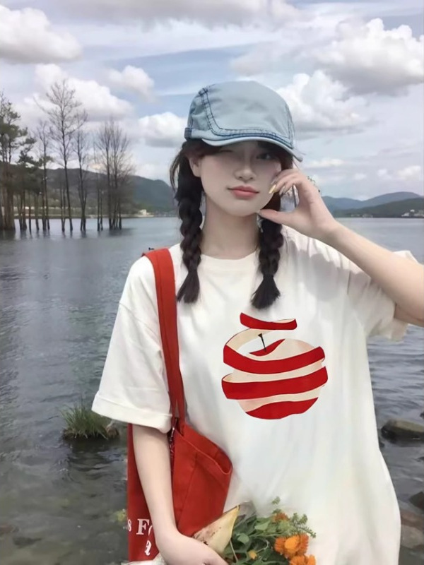 純綿白半袖 Tシャツ女性の夏の新しいニッチデザインアップルプリントアメリカンルーズ半袖トップ|undefined