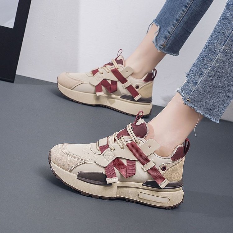 Zapatos de papá para mujeres 2025, nuevos zapatos deportivos universales zapatos de entrenamiento de capa de altura casuales zapatos de mujer al aire libre zapatos Gump