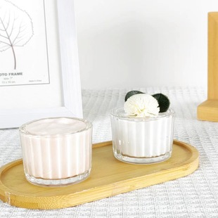 in stock Vertical Pattern Glass Candle Holder Container Transparent Cup Indoor Romantic Candlestick Cup Fragrance Glass Jar Aromatherapy Bottle