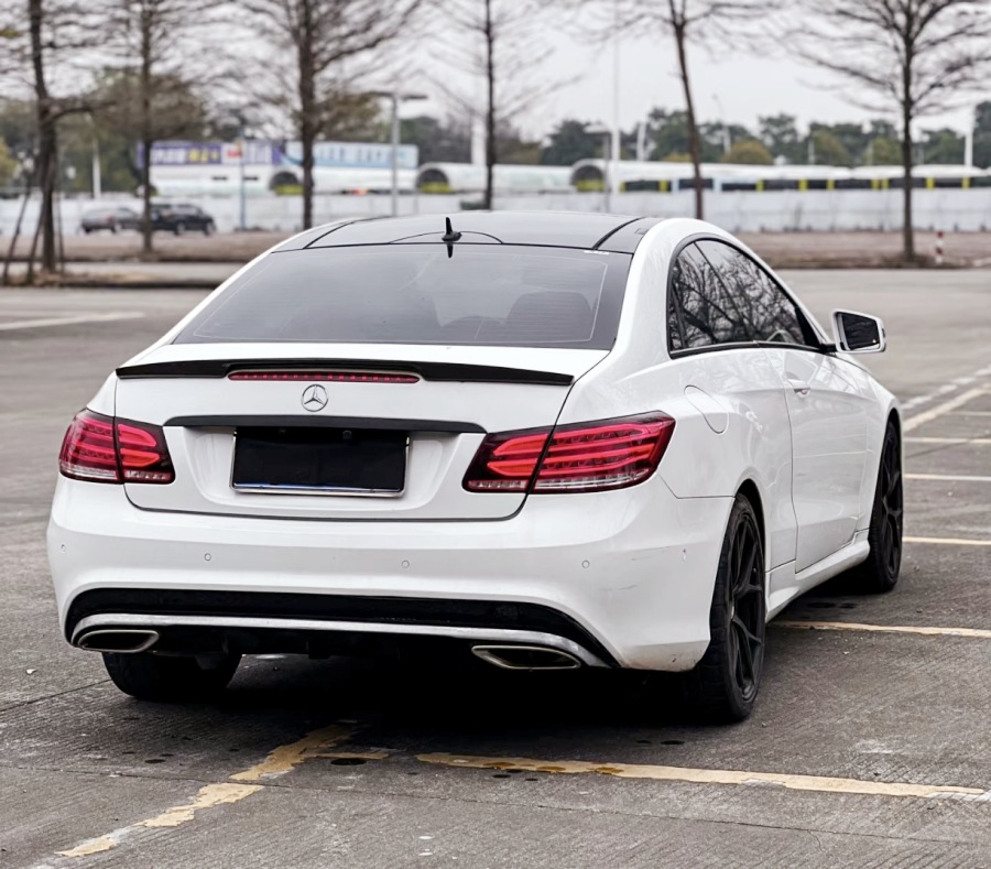 Suitable for Mercedes-Benz E-Class Coupe E200 E260 Coupe W207 Modified New Surround Headlight Front and Rear Bumper Grille