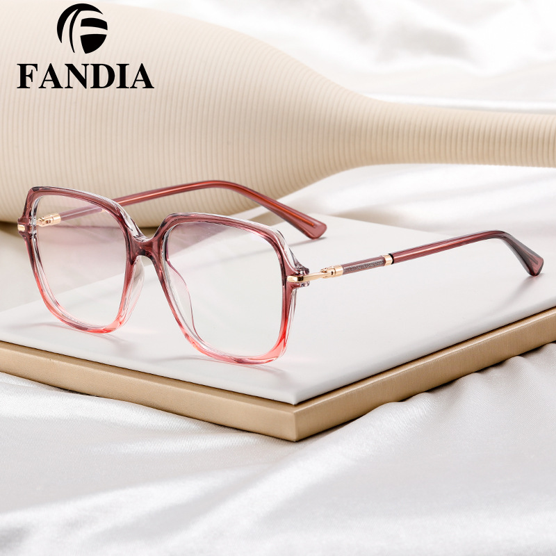 82248 nuevo marco óptico de lujo europeo y americano de mujer fábrica de gafas de miopía spot pin de pegamento de oro marco de gafas CP image 3