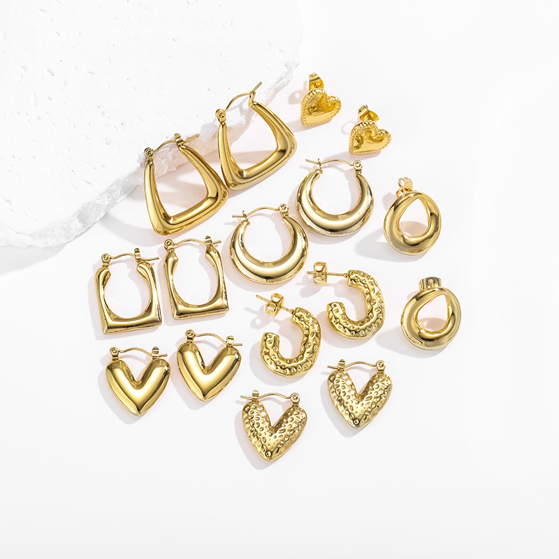 11g Weight 304 Stainless Steel Ear Needle Material Ear Studs Classification 1 Pair Quantity Holiday, Daily Occasion 304 Stainless Steel Material Heart Shape Pattern All Seasons Season Women's Gender Plating Design Simple Style Style 1 Pair Simple Style Heart Shape Plating 304 Stainless Steel Ear Studs 2